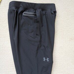 EUC Under Armour Men's Small Unstoppable Tapered Pants Joggers Black UA Running
